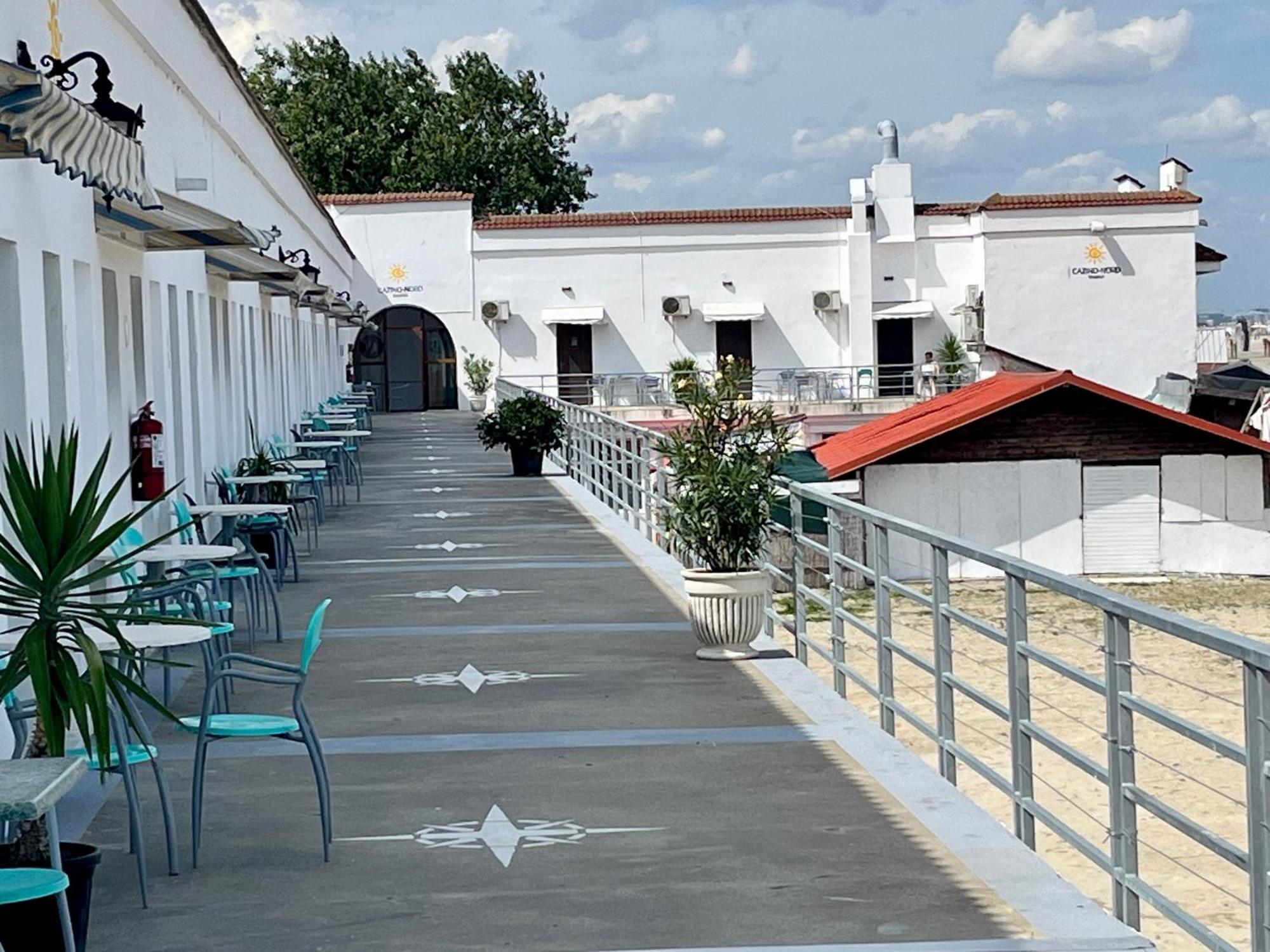 Hostel Cazino Nord Rooms Mamaia Kültér fotó